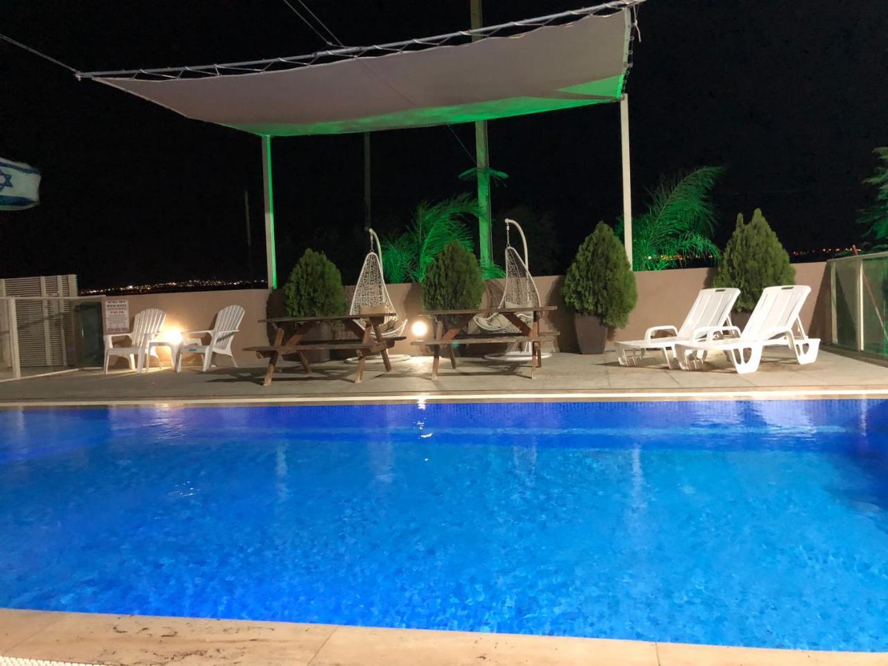 Lodge Basadot